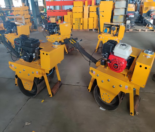 How to choose the right model road roller?